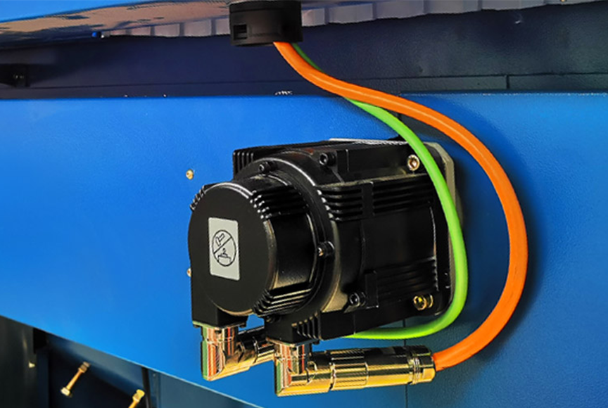 Мостовой станок с ЧПУ для резки камня HLNC-650 plus 4+1，1 (5)
